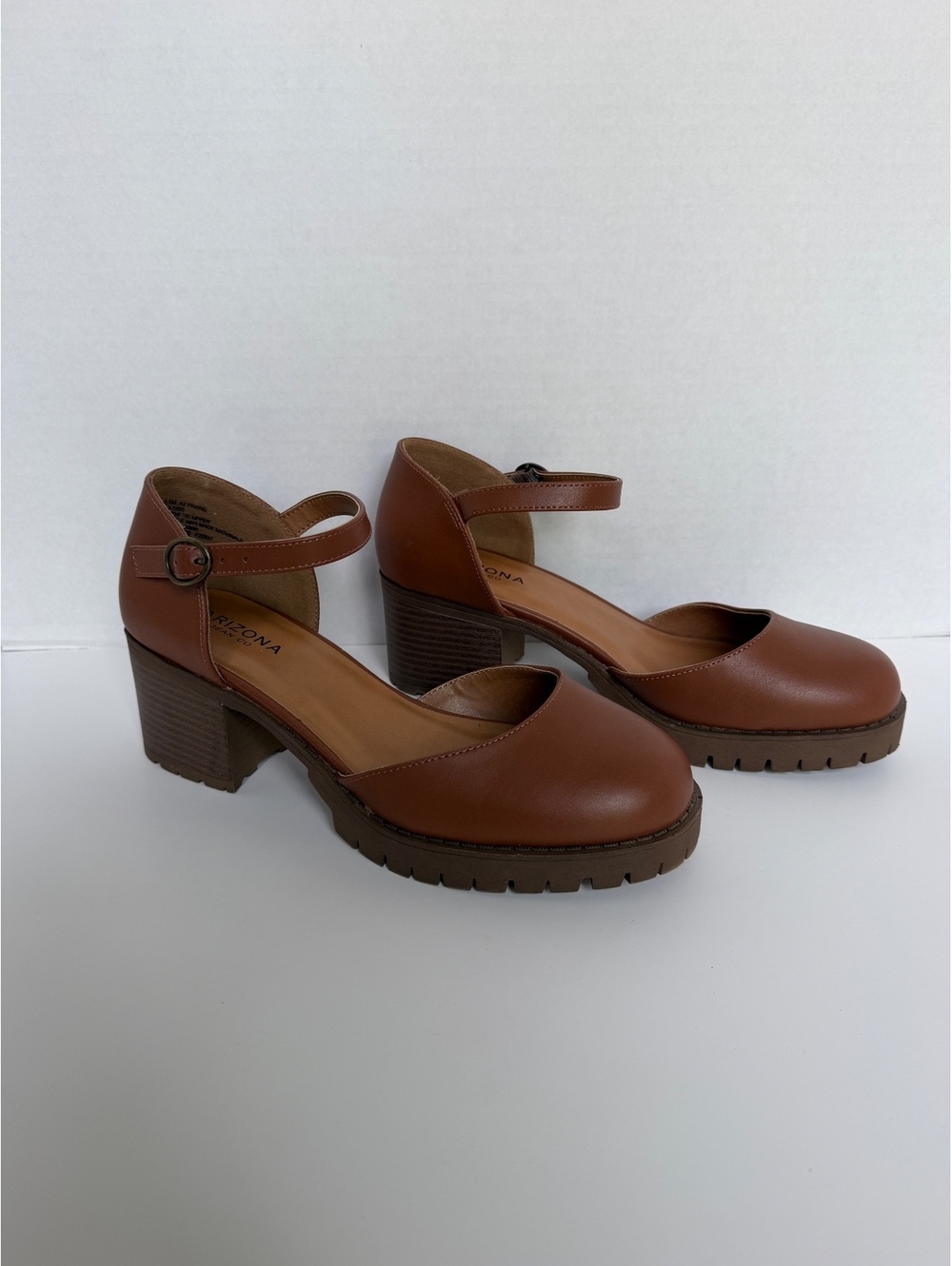 Brown chunky block heel Mary Jane